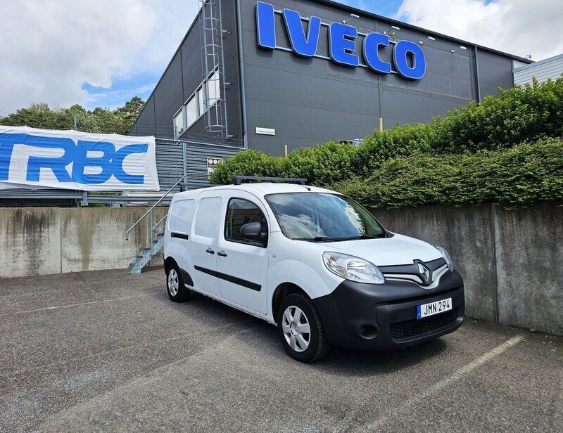 Vit Begagnad 2018 Renault Kangoo Minibuss | 137 800 kr (Lite dyr) - Bild 1/4