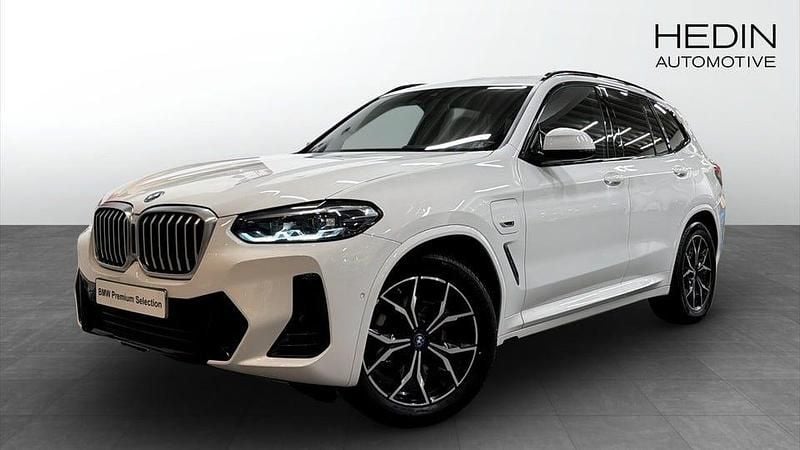 Vit Begagnad 2021 BMW X3 M Sport SUV | 478 700 kr - Bild 1/4