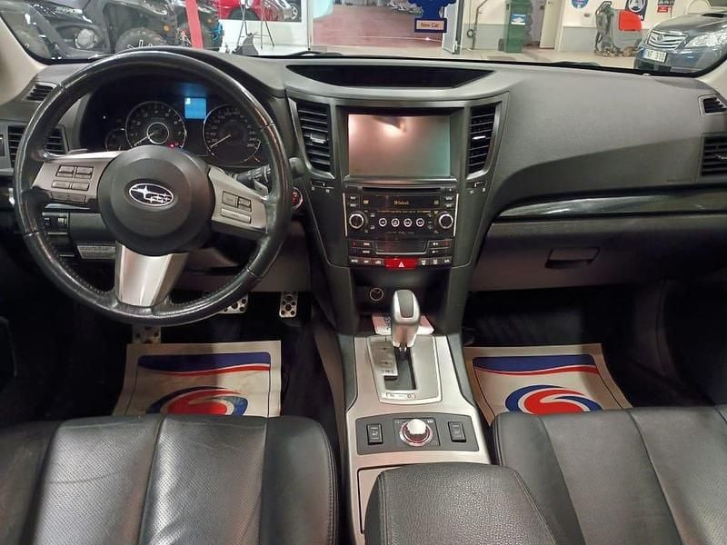 Begagnad Subaru Legacy GT 265 HK (194 kW) 2010 Sedan