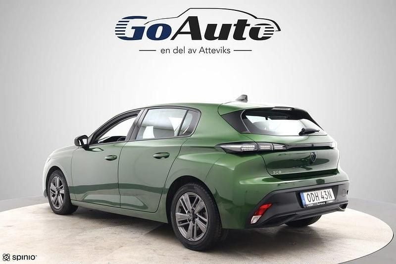 Begagnad Peugeot 308 Active 112 HK (82 kW) 2022 Grön Halvkombi