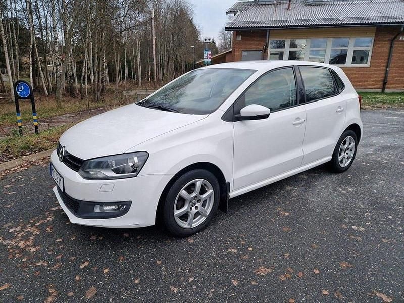 Begagnad 2012 VW Polo Halvkombi | 46 000 kr (Marknadspris) - Bild 1/4