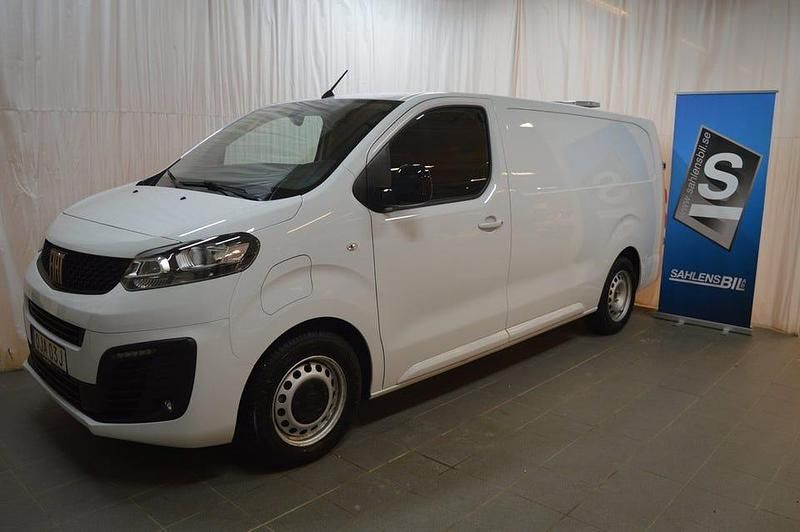 Vit Begagnad 2022 Fiat Scudo Van | 299 000 kr - Bild 1/4