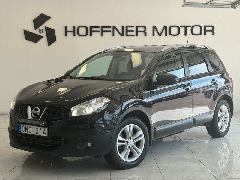 Svart Begagnad 2011 Nissan Qashqai +2 SUV | 89 000 kr (Marknadspris) - Bild 1/4