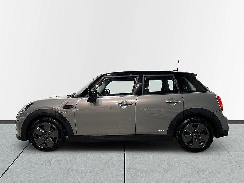 Begagnad Mini Cooper 136 HK (100 kW) 2022 Grå Halvkombi