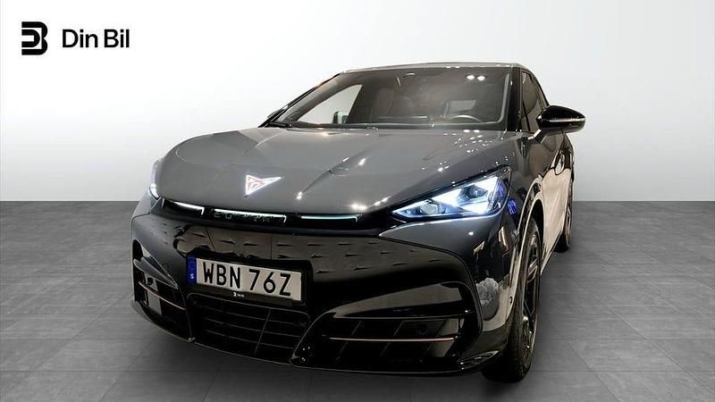 Grå Begagnad 2024 Cupra Tavascan VZ SUV | 539 900 kr (Marknadspris) - Bild 1/4