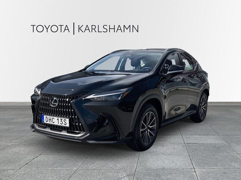 Svart Begagnad 2024 Lexus NX350h SUV | 439 900 kr (Superpris) - Bild 1/4