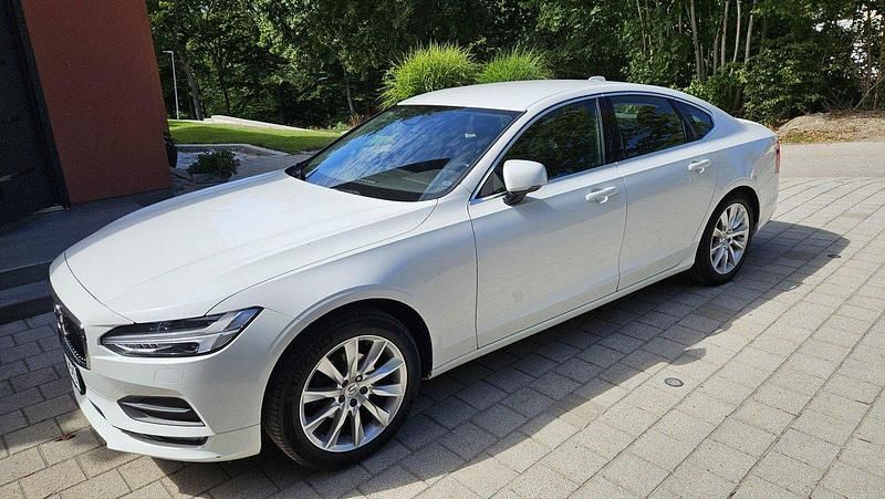 Begagnad 2018 Volvo S90 Business Edition Sedan | 230 000 kr - Bild 1/4