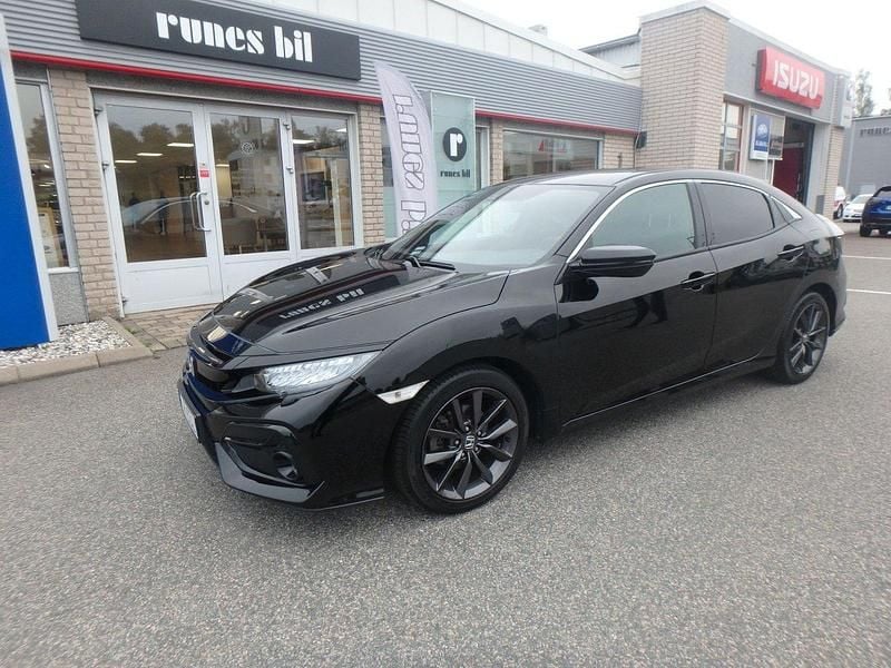 Svart Begagnad 2021 Honda Civic Elegance Halvkombi | 208 000 kr (Marknadspris) - Bild 1/4