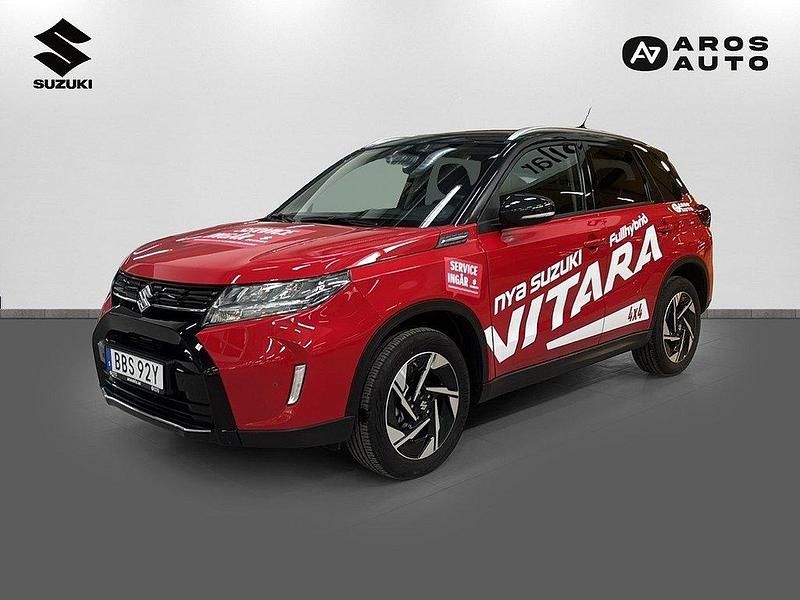Röd Begagnad 2024 Suzuki Vitara SUV | 314 900 kr (Marknadspris) - Bild 1/4