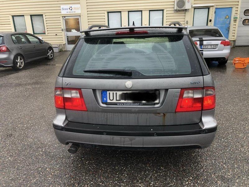 Byta Strålkastare Saab 9 3 2004