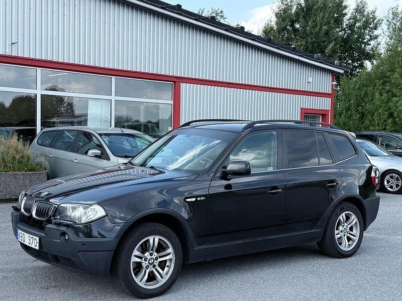 Svart Begagnad 2006 BMW X3 SUV | 49 900 kr (Bra pris) - Bild 1/4