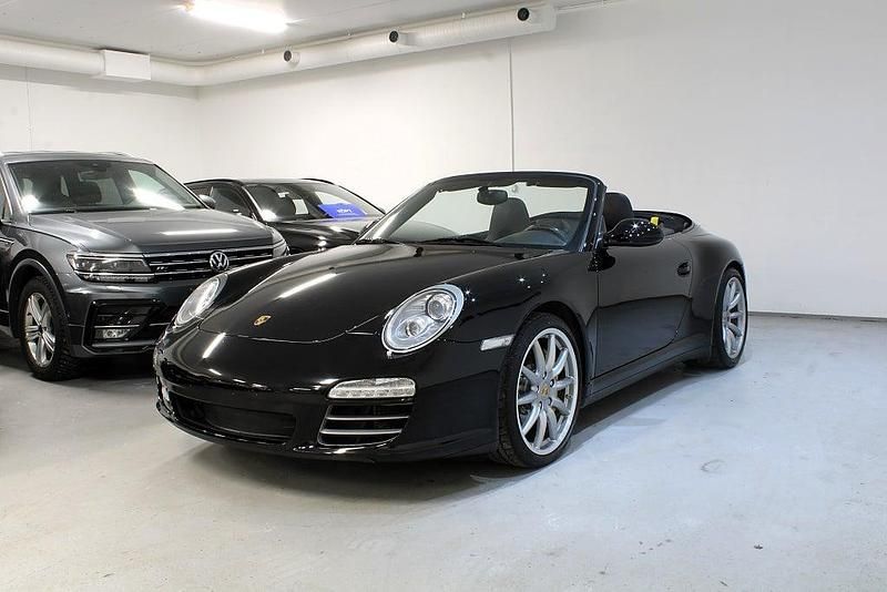 Begagnad Porsche 911 Carrera 4S Cabriolet 408 HK (300 kW) 2010 Svart Cab
