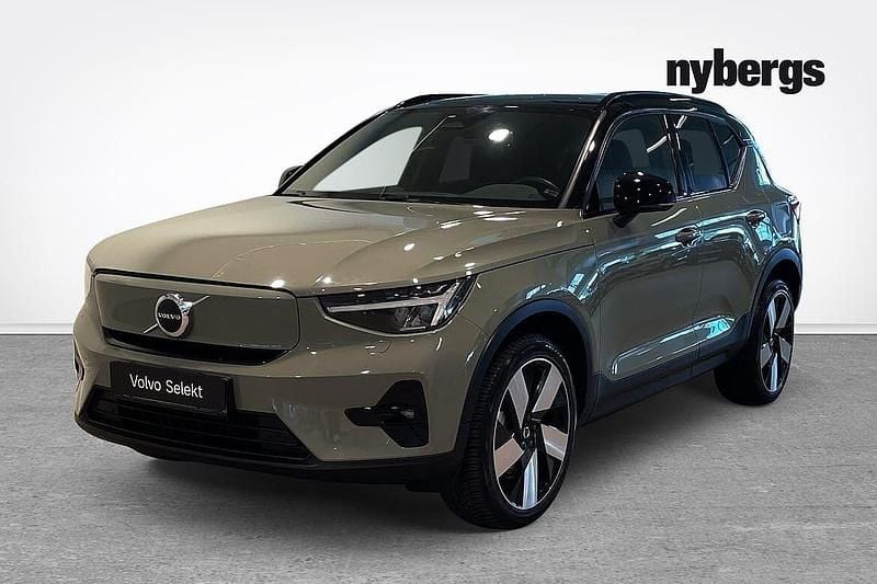 Grön Begagnad 2023 Volvo XC40 Plus SUV | 379 000 kr - Bild 1/4