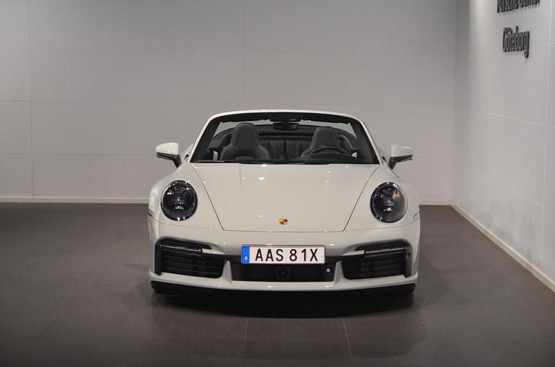 Begagnad Porsche 911 Turbo S Cabriolet 650 HK (478 kW) 2023 Flerfärgad (grey) Cab