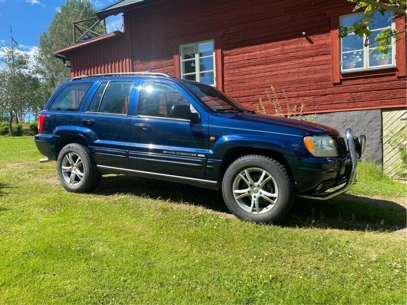 Blå Begagnad 2000 Jeep Grand Cherokee SUV | 37 000 kr - Bild 1/4