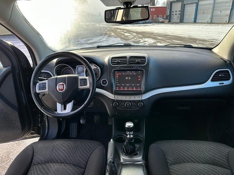 Begagnad Fiat Freemont 140 HK (102 kW) 2012 SUV