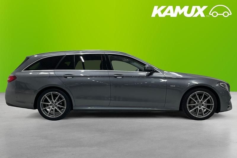 Begagnad Mercedes E220 AMG 194 HK (142 kW) 2020 Silver/grå Kombi