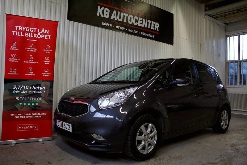 Grå Begagnad 2015 Kia Venga Halvkombi | 99 900 kr (Superpris) - Bild 1/4