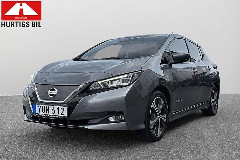 Grå Begagnad 2018 Nissan Leaf N-Connecta Halvkombi | 129 900 kr (Dyr) - Bild 1/4