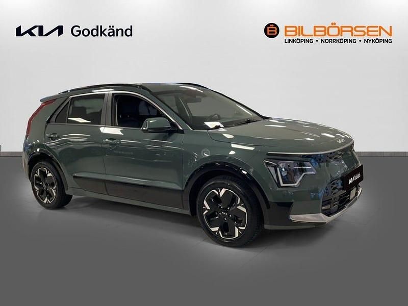Begagnad Kia e-Niro Advance 150 kW (204 HK) 2022 Grön SUV