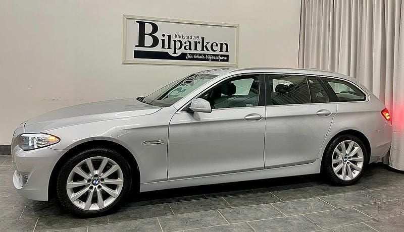 Begagnad BMW 525 218 HK (160 kW) 2013 Grå Kombi