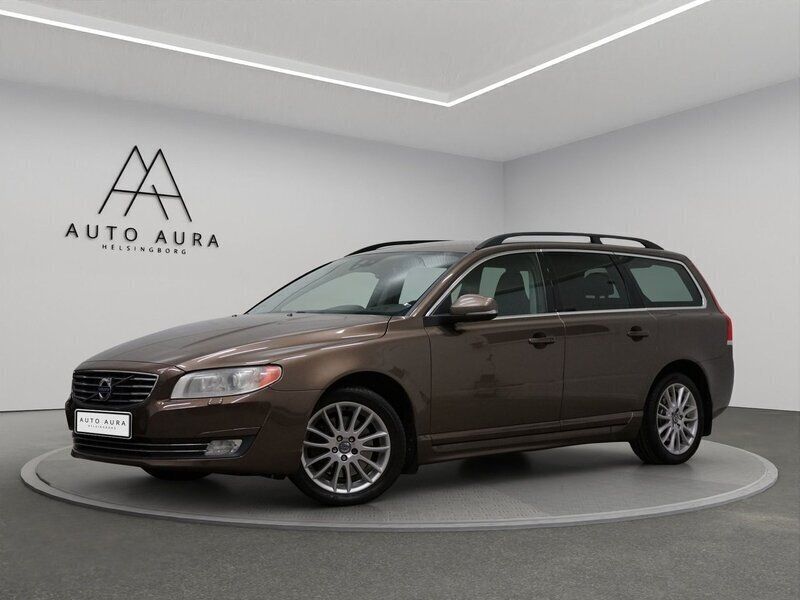 Brun Begagnad 2014 Volvo V70 Momentum Kombi | 119 000 kr (Marknadspris) - Bild 1/4