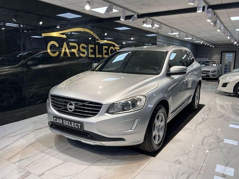 Silver Begagnad 2014 Volvo XC60 Summum SUV | 149 900 kr (Marknadspris) - Bild 1/4