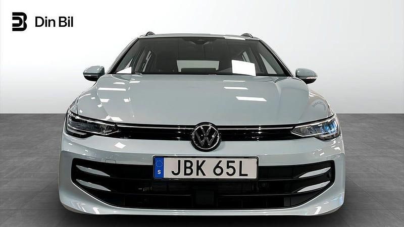 Begagnad VW Golf VIII 150 HK (110 kW) 2025 Blå Kombi