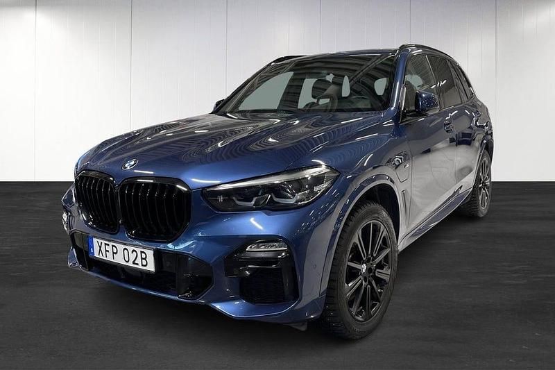 Blå Begagnad 2021 BMW X5 M Sport SUV | 509 000 kr - Bild 1/4