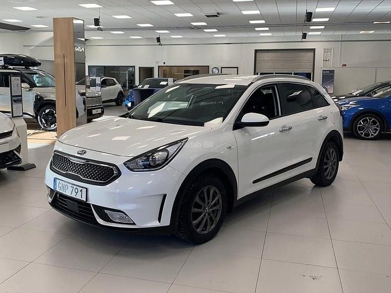 Begagnad Kia Niro Plus 105 HK (77 kW) 2018 Vit SUV