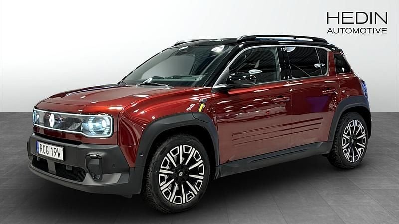 Röd Begagnad 2025 Renault R4 Iconic Halvkombi | 414 900 kr - Bild 1/4