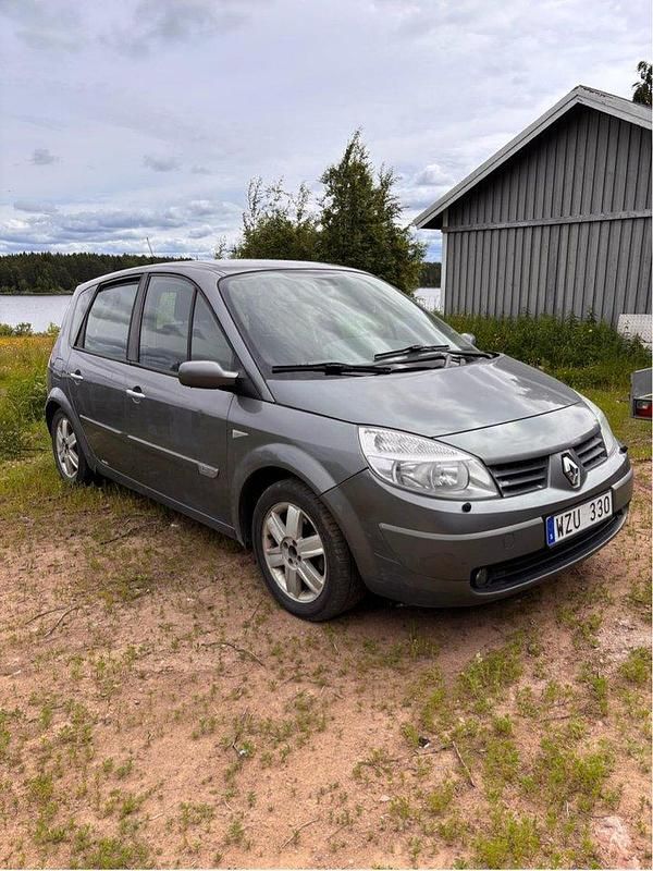 Grå Begagnad 2006 Renault Scénic II Minibuss | 15 000 kr (Bra pris) - Bild 1/4