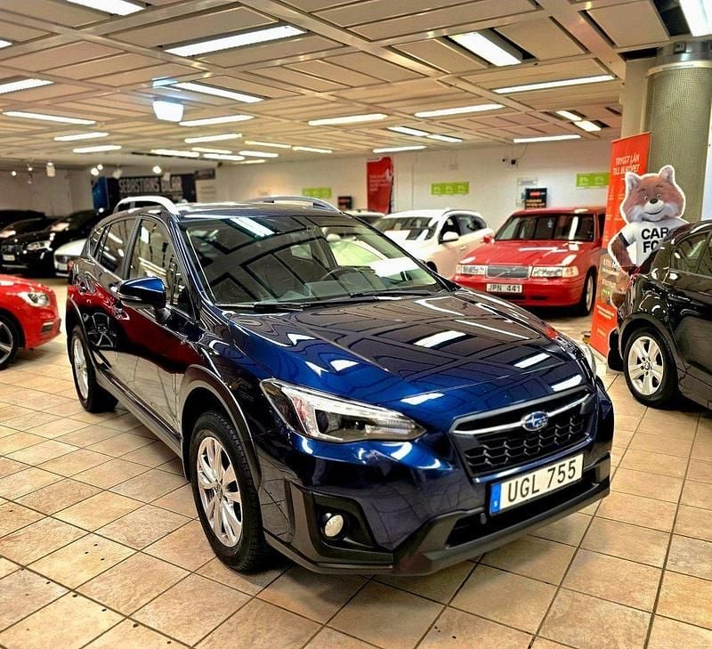 Mörkblå Begagnad 2018 Subaru XV SUV | 159 900 kr (Marknadspris) - Bild 1/4