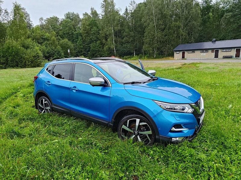 Blå Begagnad 2018 Nissan Qashqai SUV | 175 000 kr (Marknadspris) - Bild 1/4