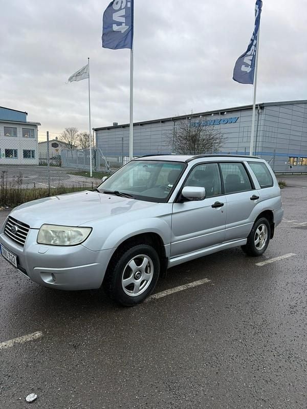 Begagnad 2006 Subaru Forester SUV | 30 000 kr (Superpris) - Bild 1/4