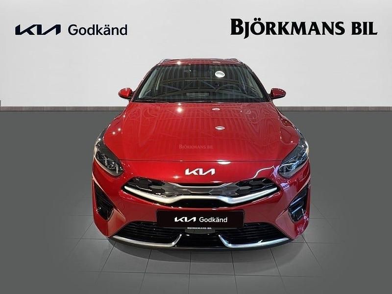 Begagnad Kia Ceed Sportswagon 140 HK (102 kW) 2024 /aa9/ infra red m Kombi