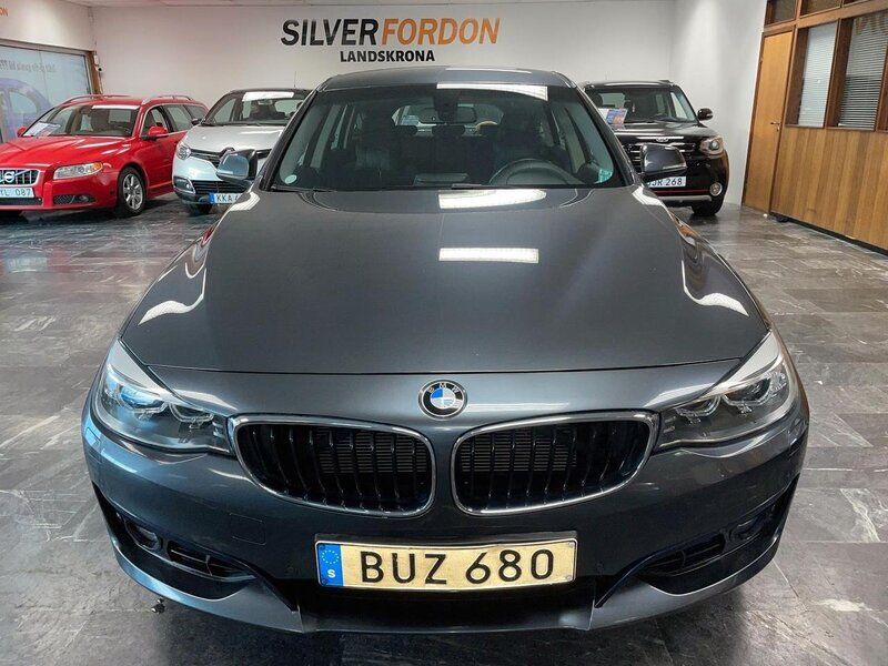 Begagnad BMW 320 Gran Turismo Sport Line 184 HK (135 kW) 2014 Grå Halvkombi
