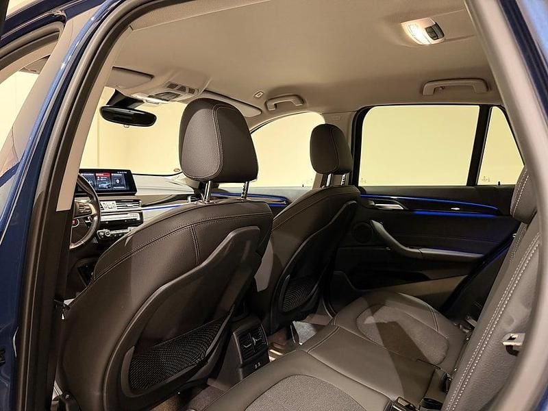 Begagnad BMW X1 Sport Line 190 HK (139 kW) 2021 Blå SUV