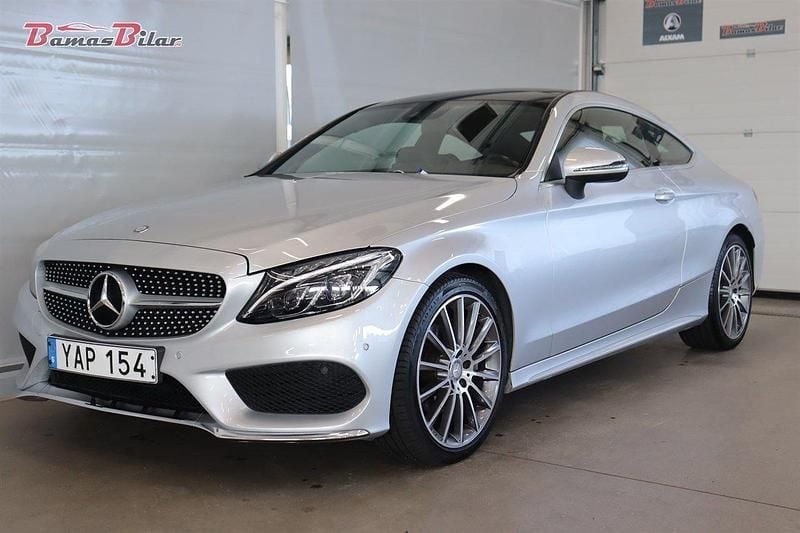 Silver Begagnad 2016 Mercedes C220 AMG line Sportkupé | 229 900 kr (Bra pris) - Bild 1/4
