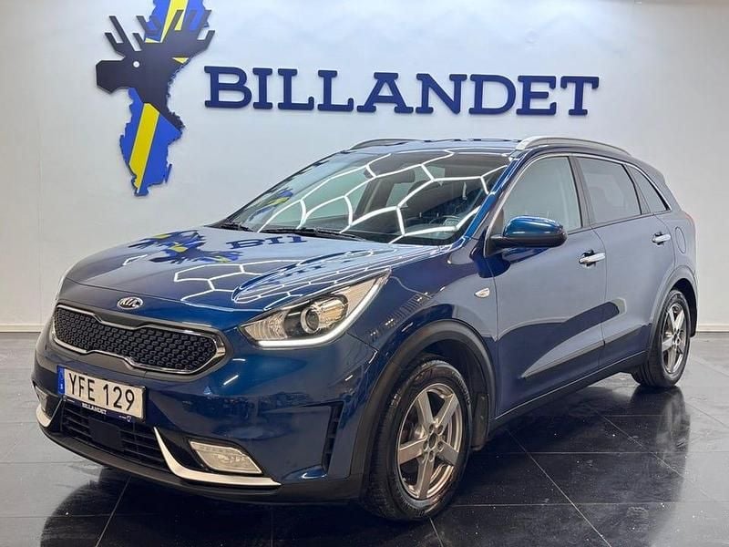Begagnad Kia Niro Advance 141 HK (103 kW) 2016 Blå SUV