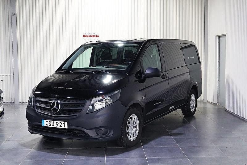 Svart Begagnad 2016 Mercedes Vito Van | 239 900 kr - Bild 1/4