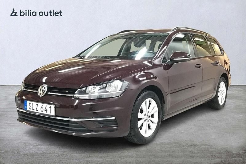 Svart Begagnad 2017 VW Golf VII Kombi | 159 900 kr (Marknadspris) - Bild 1/3