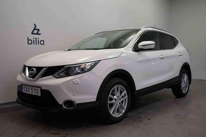 Vit Begagnad 2017 Nissan Qashqai SUV | 164 500 kr (Marknadspris) - Bild 1/1