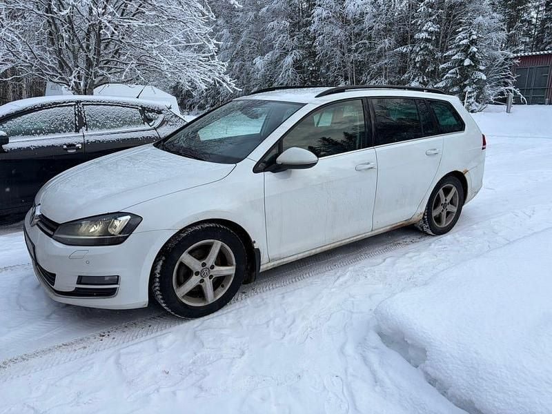 Begagnad VW Golf VII 150 HK (110 kW) 2015