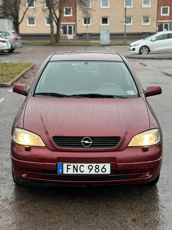 Begagnad 1999 Opel Astra Halvkombi | 23 000 kr (Marknadspris) - Bild 1/4