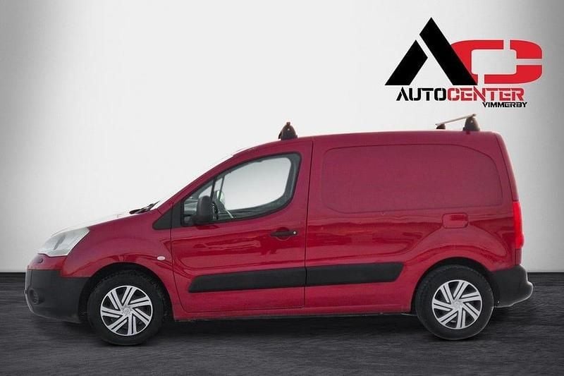 Begagnad Citroën Berlingo 90 HK (66 kW) 2009 Röd Minibuss