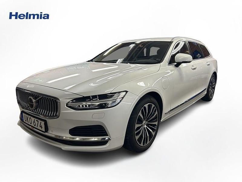 Vit Begagnad 2023 Volvo V90 Core Kombi | 329 000 kr - Bild 1/4