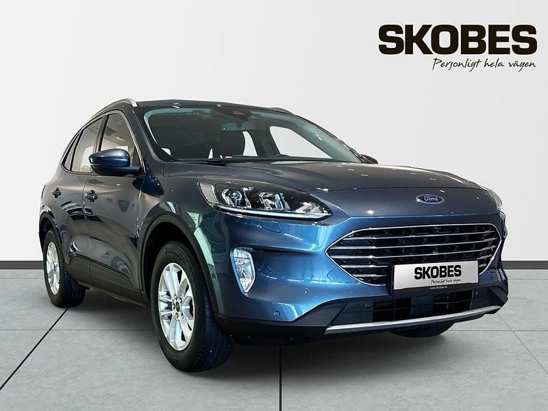 Blå Begagnad 2022 Ford Kuga Business Edition SUV | 269 600 kr (Lite dyr) - Bild 1/3