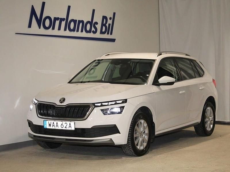 Candy white Begagnad 2023 Skoda Kamiq SUV | 214 900 kr (Marknadspris) - Bild 1/4