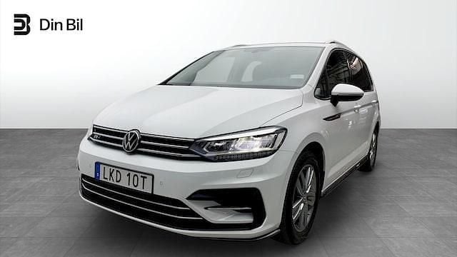 Vit Begagnad 2022 VW Touran R-line Plus Minibuss | 349 900 kr (Marknadspris) - Bild 1/4